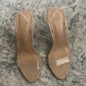 Mango Vinyl Tan Heels